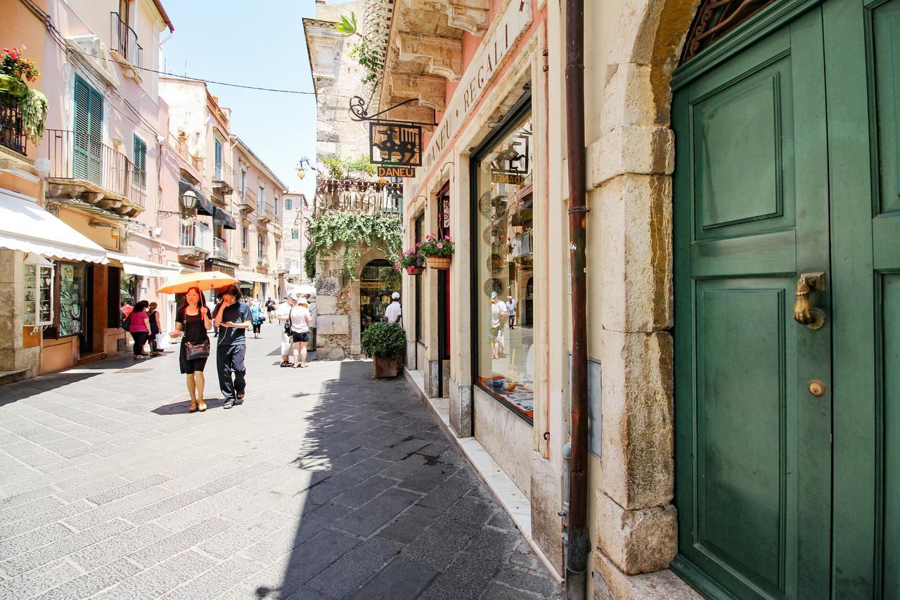 Ferienwohnung The Charme Of Sicily Taormina Exterior foto