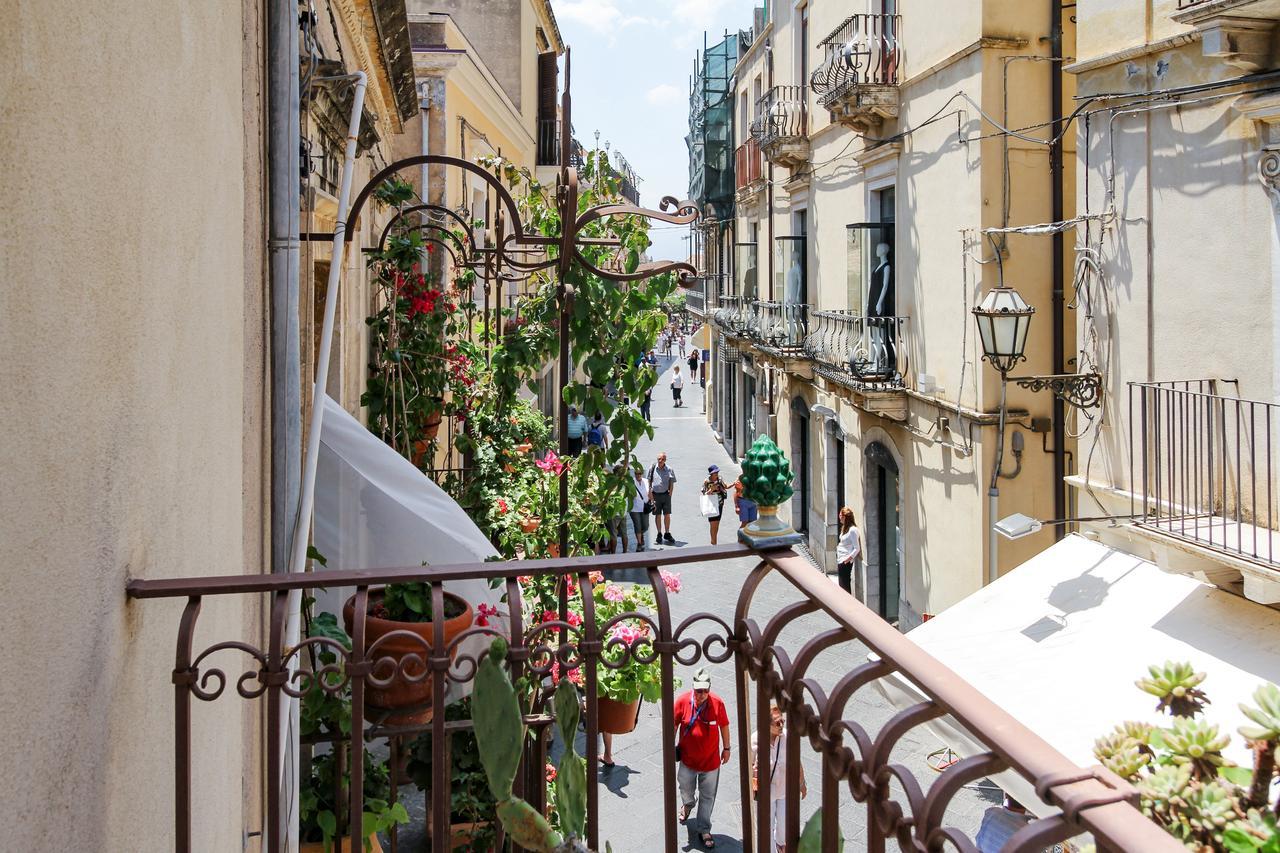 Ferienwohnung The Charme Of Sicily Taormina Exterior foto