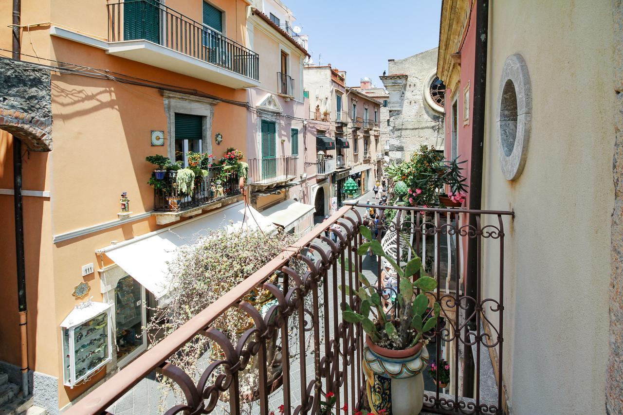 Ferienwohnung The Charme Of Sicily Taormina Exterior foto